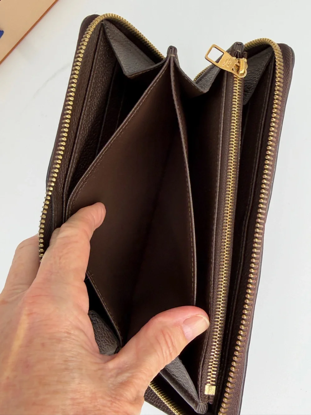 Authentic LV Chocolate Brown Empriente Zippy Wallet w/Box and Dust Bag - Picture 12 of 13